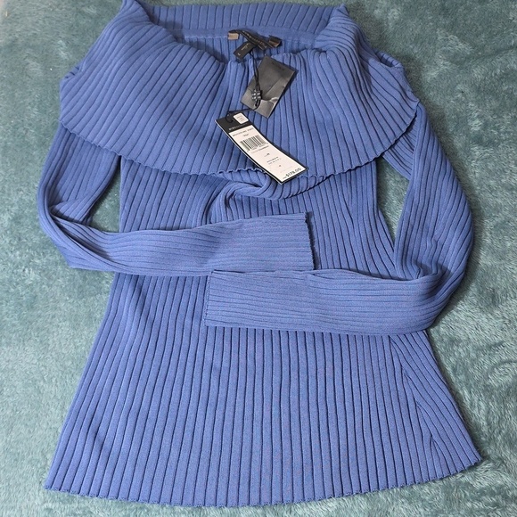 BCBGMaxAzria Sweaters - BCBGMaxAzria Blue Ribbed Sweater